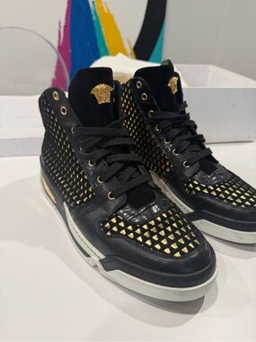 ⭐️ VERSACE mens black / gold high top sneakers Size 12 / 45 Palazzo